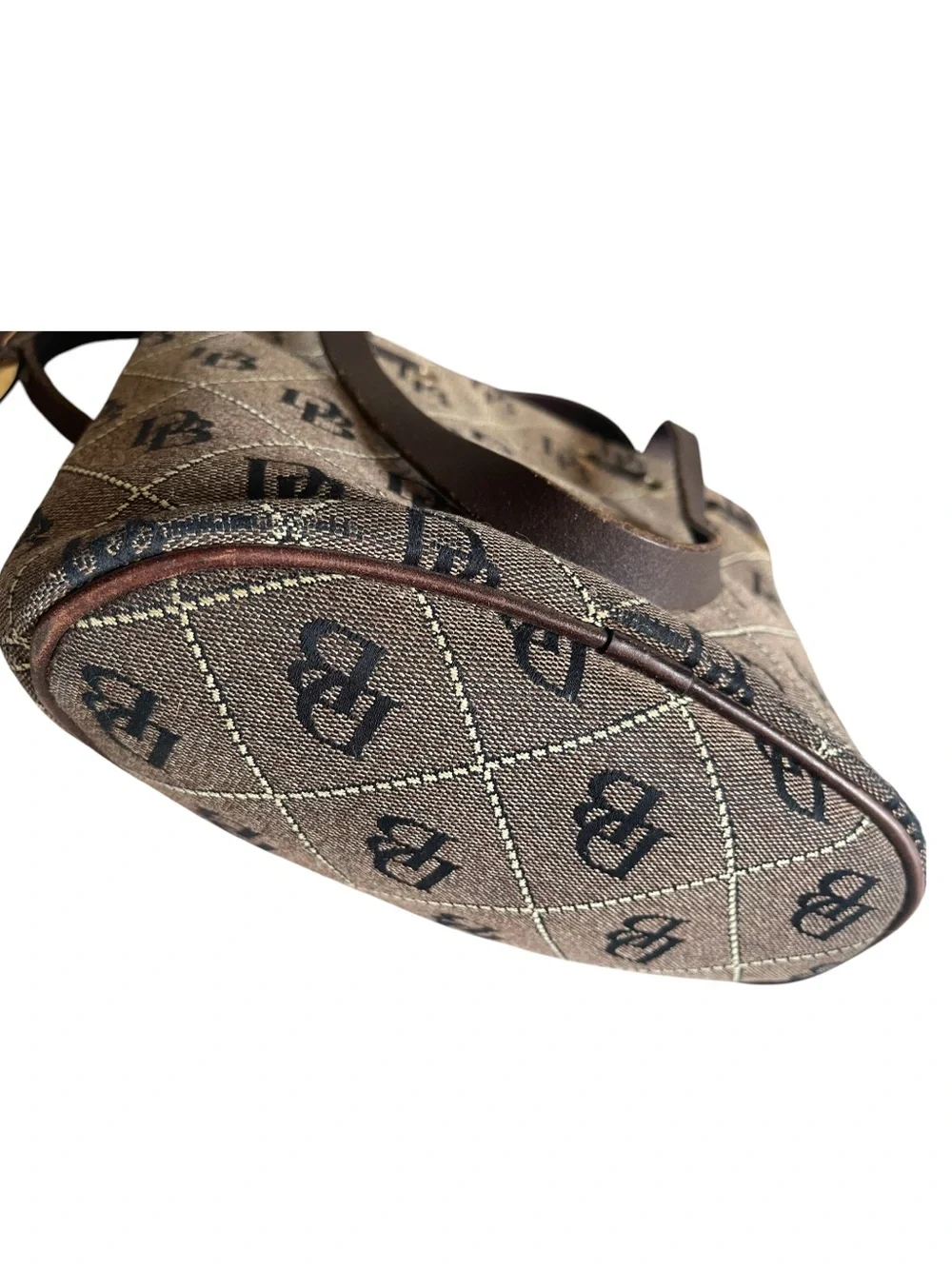 Dooney & Bourke vintage dooney